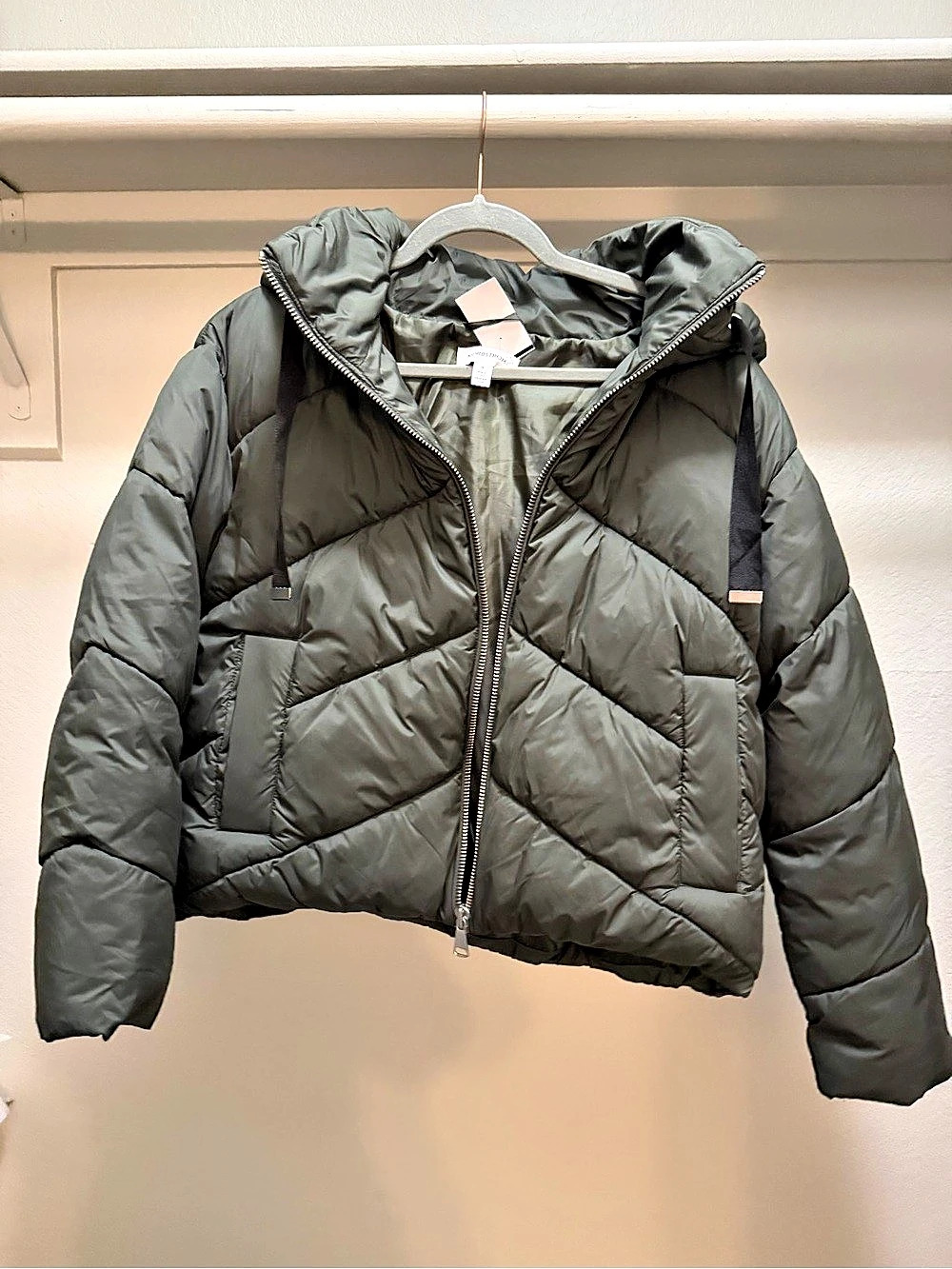 Nordstrom Puffer Jacket in Green, Medium